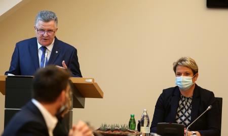 VLADA NA OBISKU V CERKNICI 030 FOTO LJUBO VUKELIČ